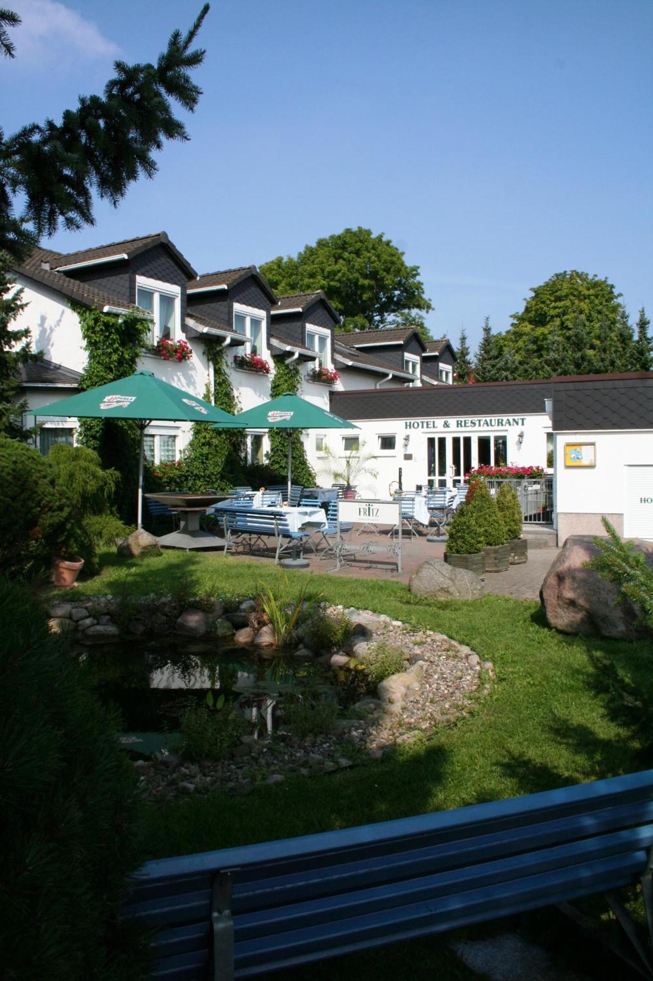Das Fritz Hotel Schwerin Schoene Lage Im Gruenen Mit Regionaler Kueche Kostenfreien Parkplaetzen Und E Ladestation Buitenkant foto