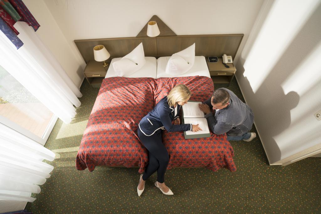 Das Fritz Hotel Schwerin Schoene Lage Im Gruenen Mit Regionaler Kueche Kostenfreien Parkplaetzen Und E Ladestation Kamer foto