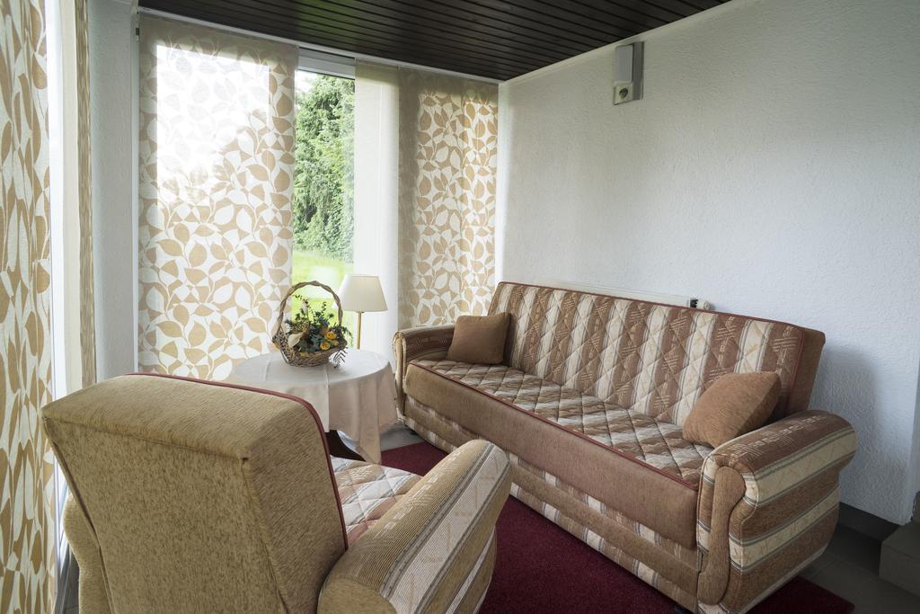 Das Fritz Hotel Schwerin Schoene Lage Im Gruenen Mit Regionaler Kueche Kostenfreien Parkplaetzen Und E Ladestation Kamer foto