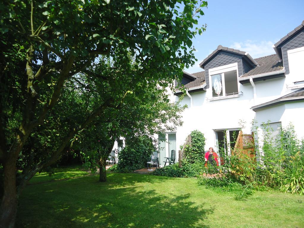 Das Fritz Hotel Schwerin Schoene Lage Im Gruenen Mit Regionaler Kueche Kostenfreien Parkplaetzen Und E Ladestation Kamer foto